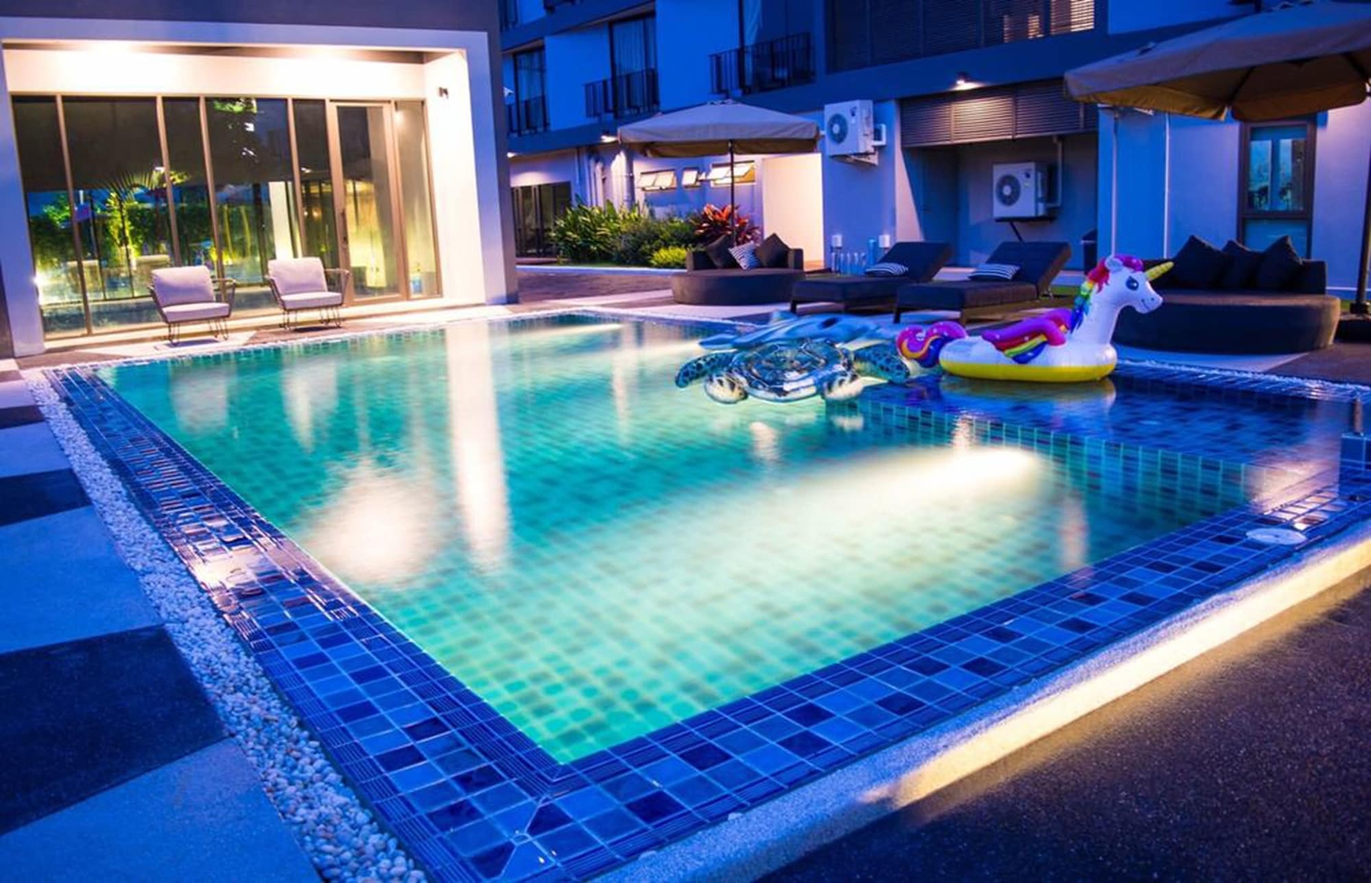 קנצ'נבורי The 28Th Hotel מראה חיצוני תמונה